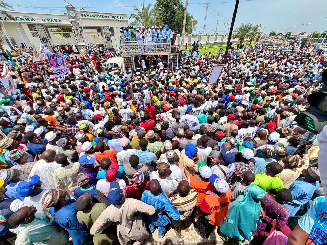 Campaign rally, Zamfara: photograph 6